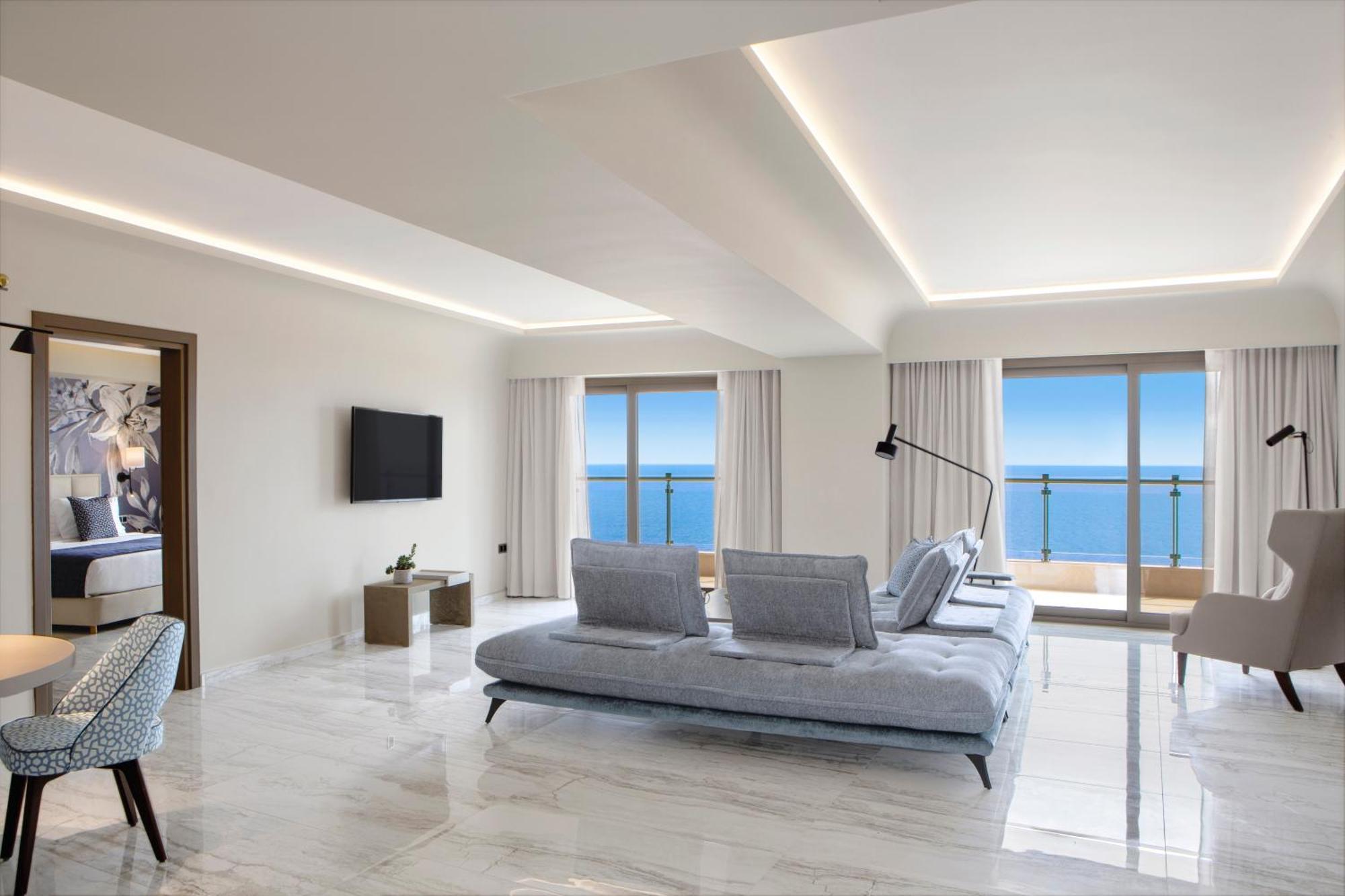 Ajul Luxury Hotel & Spa Resort, A Registry Collection Hotel アギア・パラスカヴィ エクステリア 写真