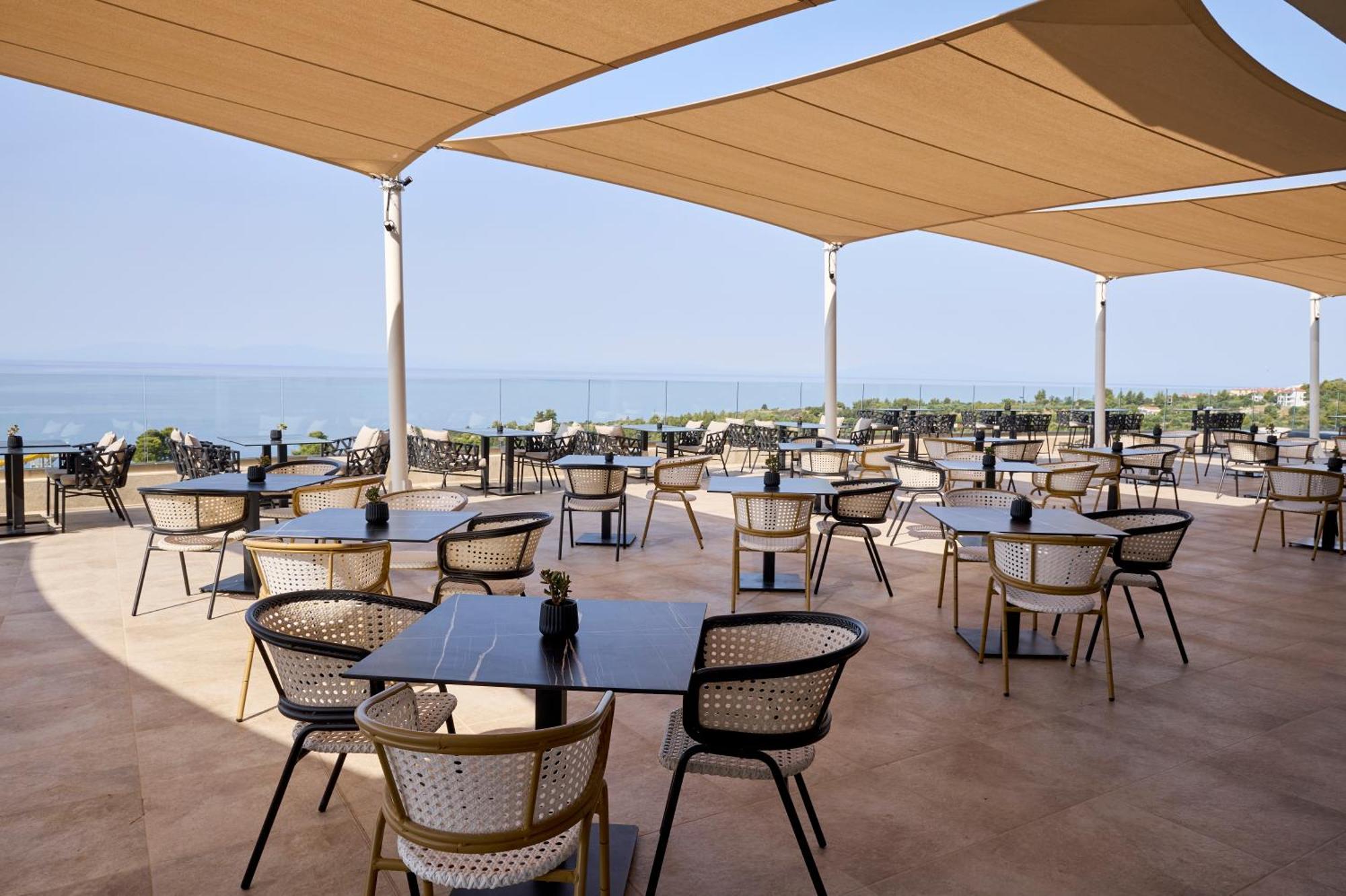 Ajul Luxury Hotel & Spa Resort, A Registry Collection Hotel アギア・パラスカヴィ エクステリア 写真