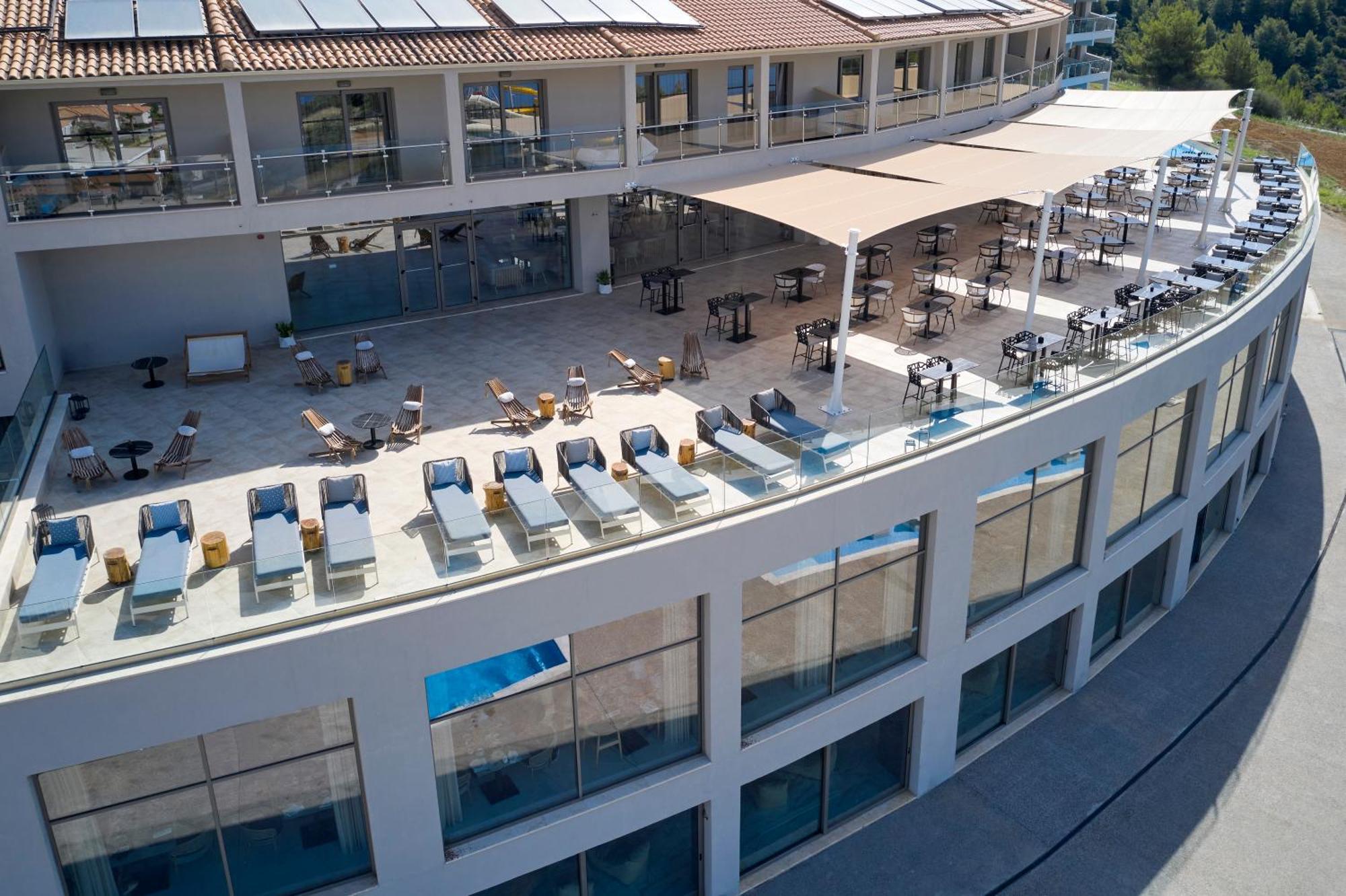 Ajul Luxury Hotel & Spa Resort, A Registry Collection Hotel アギア・パラスカヴィ エクステリア 写真
