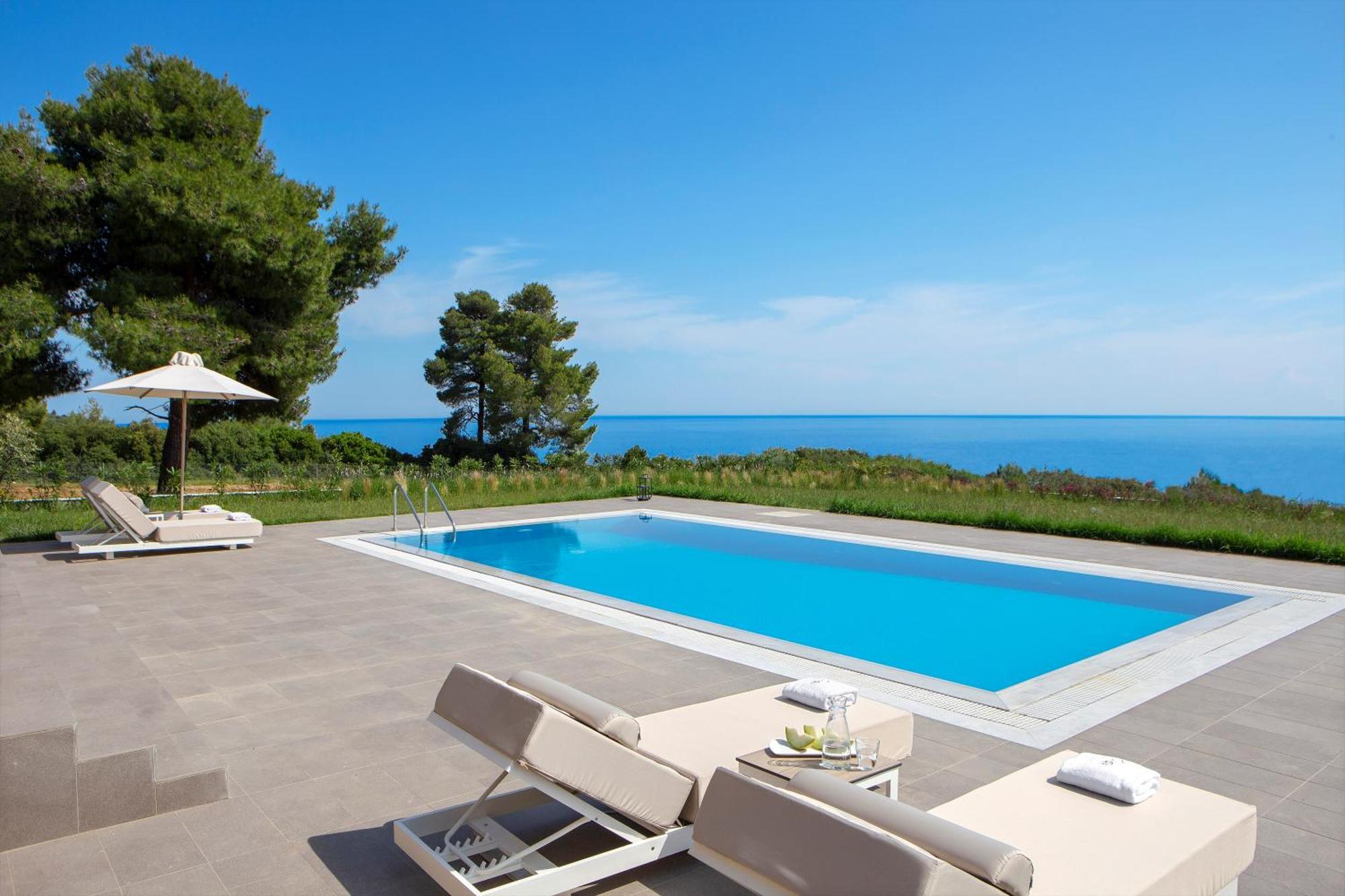 Ajul Luxury Hotel & Spa Resort, A Registry Collection Hotel アギア・パラスカヴィ エクステリア 写真