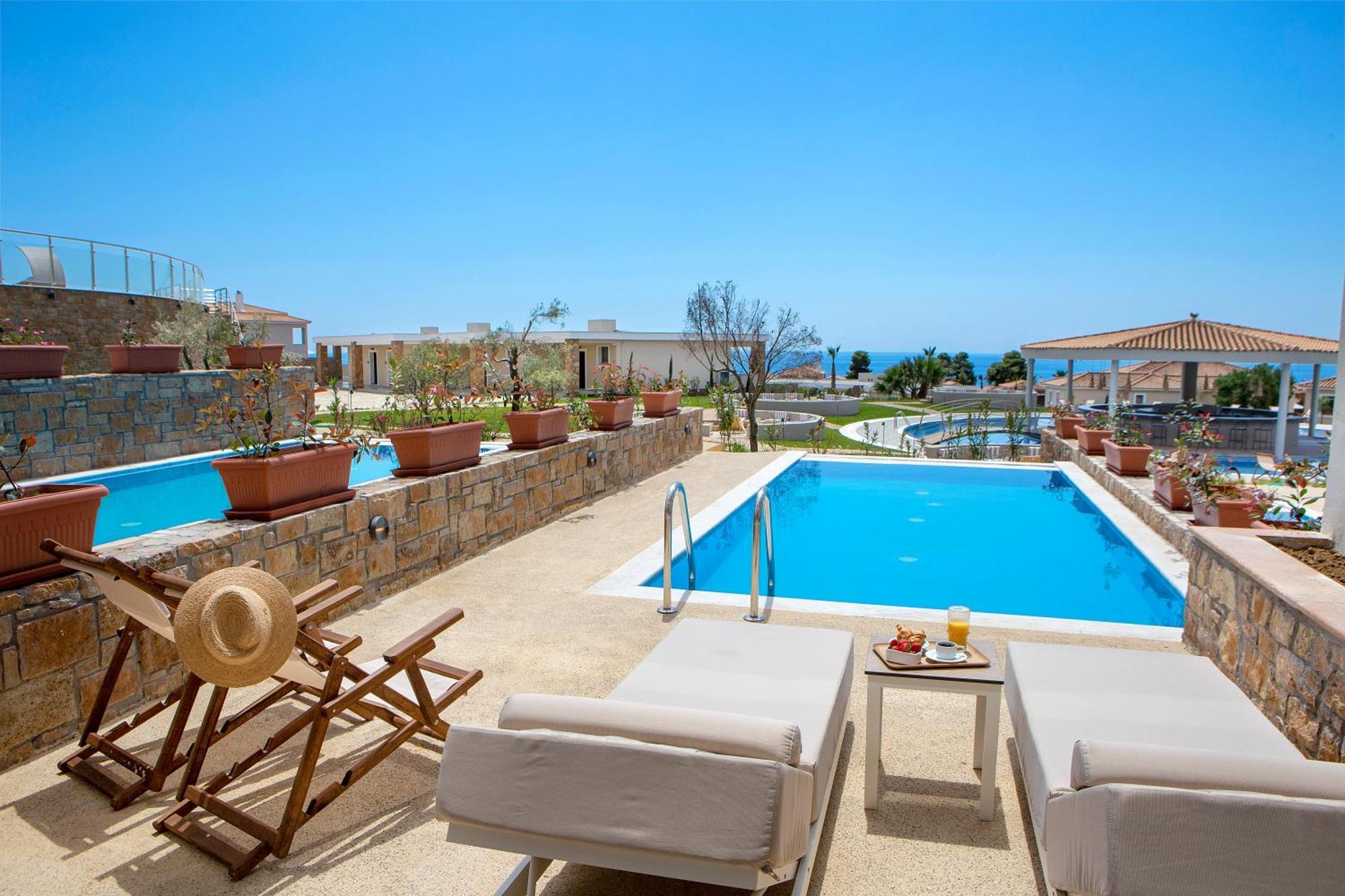 Ajul Luxury Hotel & Spa Resort, A Registry Collection Hotel アギア・パラスカヴィ エクステリア 写真