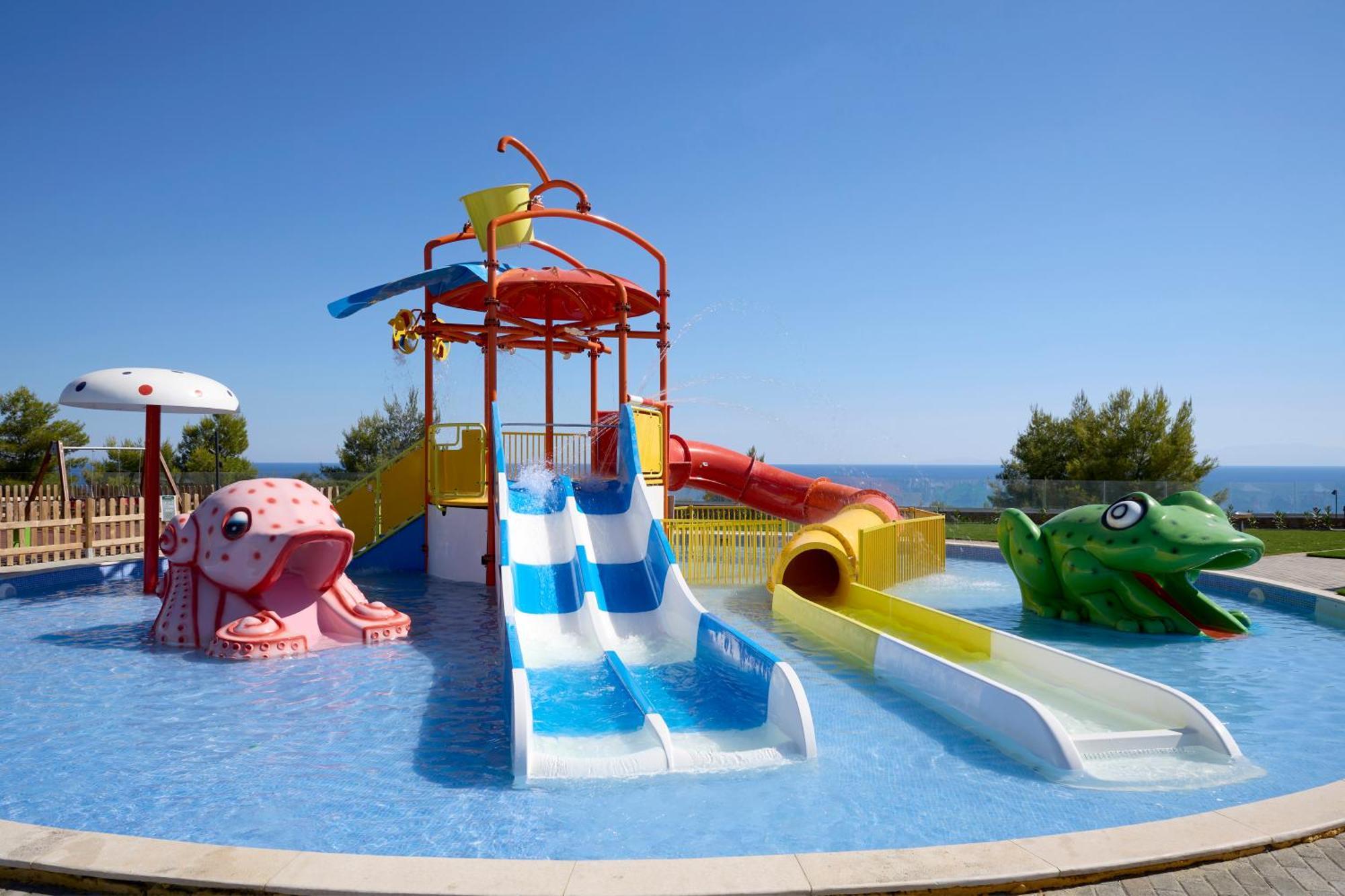 Ajul Luxury Hotel & Spa Resort, A Registry Collection Hotel アギア・パラスカヴィ エクステリア 写真